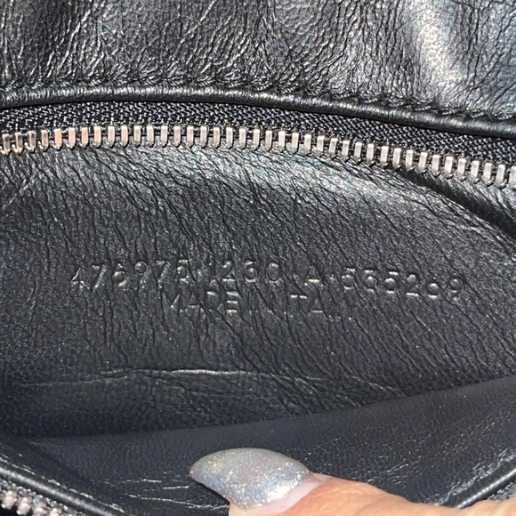 ❌❌❌❌SOLD❌❌❌ Triangle Duffle Bag Leather❣️ - Picture 7 of 7